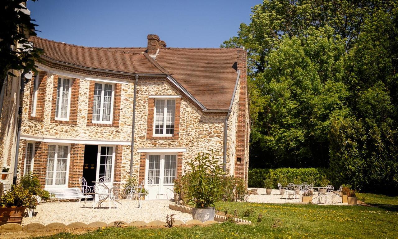 Le Petit Chateau Baye  外观 照片