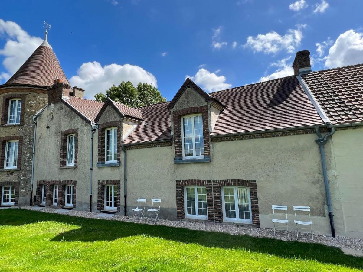 Le Petit Chateau Baye  外观 照片