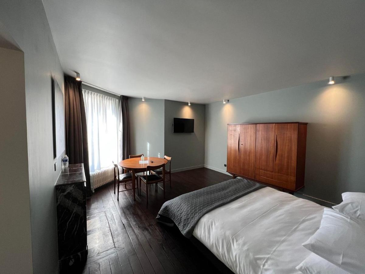 Le Petit Chateau Baye  外观 照片