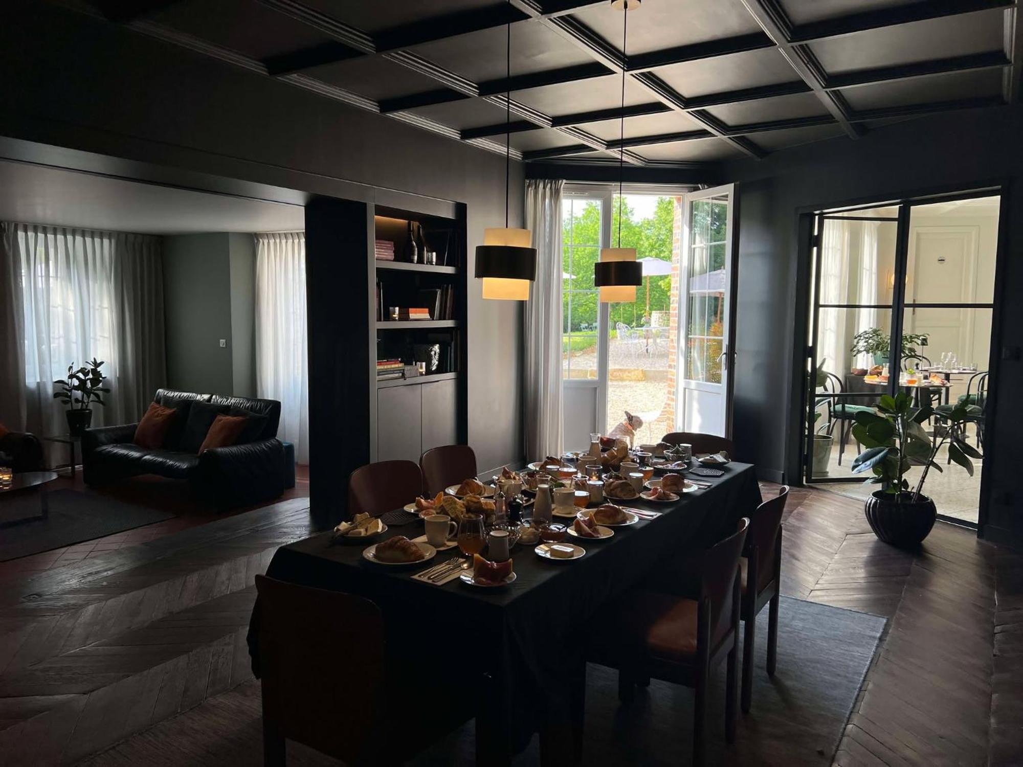 Le Petit Chateau Baye  外观 照片